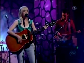 Anya Marina - Move You/All The Same To Me (Live Jimmy Kimmel 2009) 