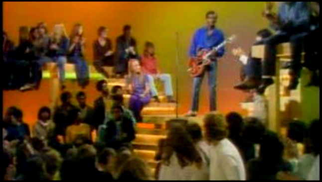 Chuck Berry - Roll Over Beethoven & Johnny B Goode 