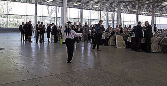 Бал ветеранов: танец Яблочко 