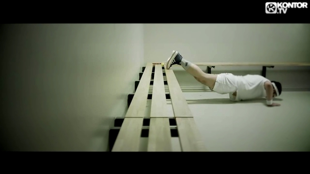 Armin van Buuren - Ping Pong (Official Video HD) 