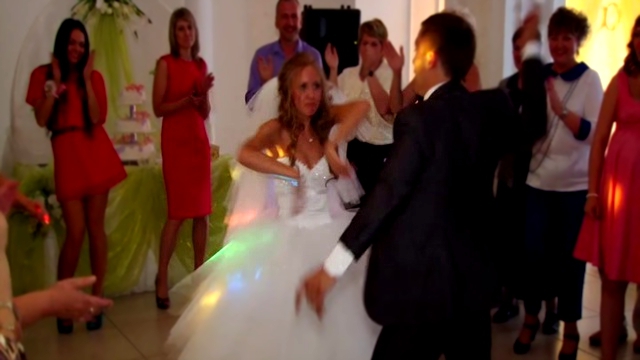 Wedding dance / Свадебный танец жениха и невесты 